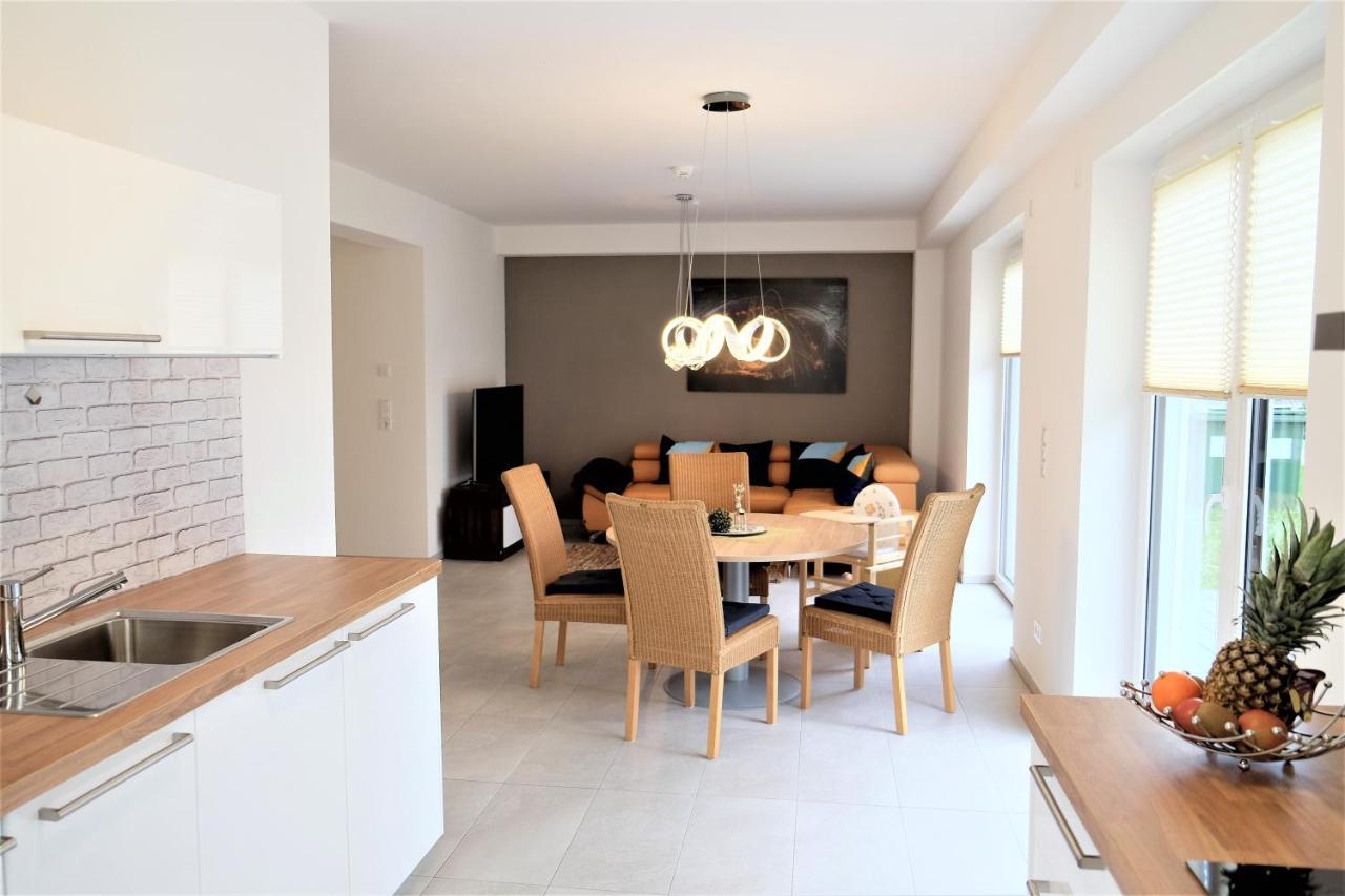 Family + Friends Apartment Ferienwohnung Ransbach-Baumbach Екстер'єр фото